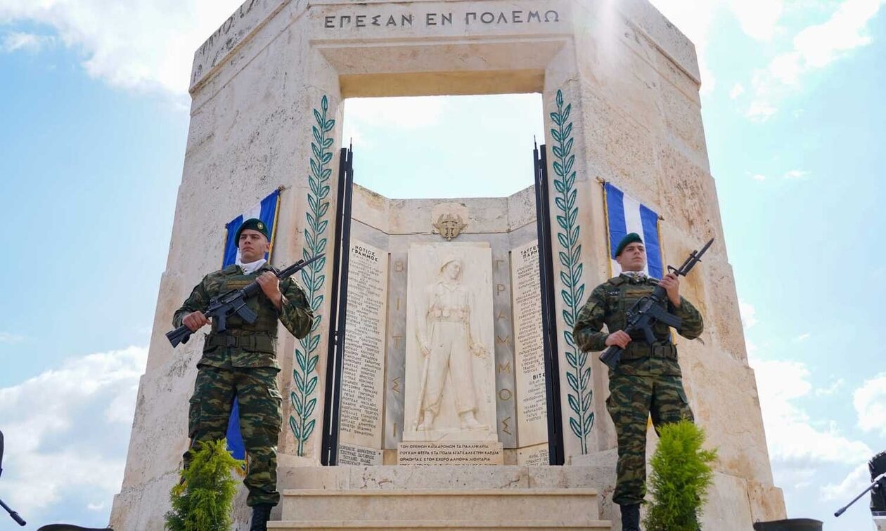 Ετήσιο μνημόσυνο πεσόντων Ιερολοχιτών και Καταδρομέων στο Καβούρι Αττικής Ετήσιο μνημόσυνο πεσόντων Ιερολοχιτών και Καταδρομέων