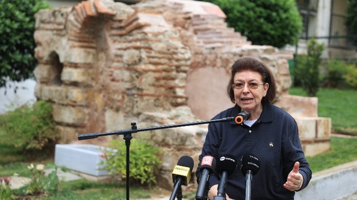 Παραδόθηκαν άλλες 4 οθωμανικές κρήνες στην Άνω Πόλη με πόσιμο νερό – Λ. Μενδώνη: «Είναι πολύ σημαντικό το κάθε μνημείο, όταν αποκαθίσταται, να επανέρχεται στην αρχική του λειτουργία» Παραδόθηκαν άλλες 4 οθωμανικές κρήνες στην Άνω Πόλη με πόσιμο νερό - Λ. Μενδώνη: «Είναι πολύ σημαντικό το κάθε μνημείο, όταν αποκαθίσταται, να επανέρχεται στην αρχική του λειτουργία»