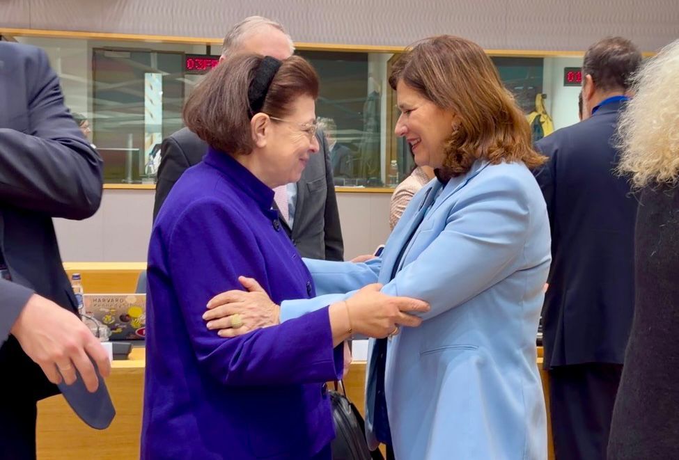 Λ. Μενδώνη στο Συμβούλιο Υπουργών Πολιτισμού της ΕΕ: «Το AgoraEU δεν αποτελεί μόνον χρηματοδοτικό εργαλείο-Είναι μία ουσιαστική πολιτική επένδυση στην ίδια την ευρωπαϊκή ιδέα» Μενδώνη στο Συμβούλιο Υπουργών Πολιτισμού της ΕΕ