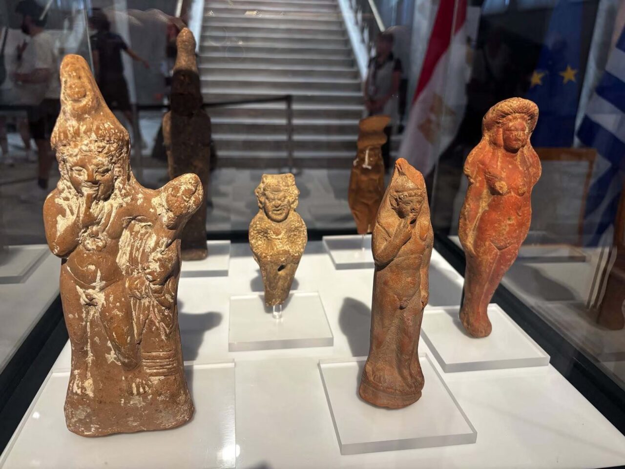 Παραδόθηκαν αιγυπτιακές αρχαιότητες στην Αίγυπτο