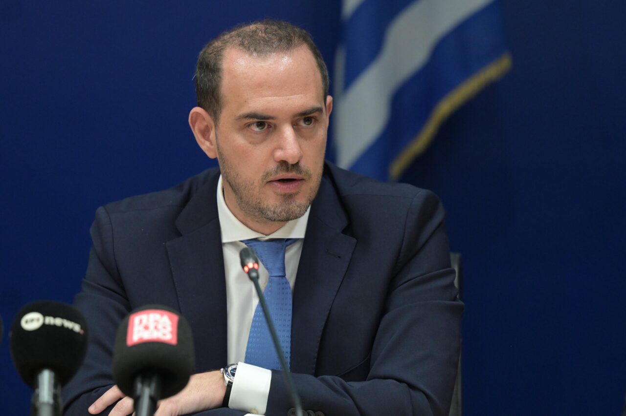 «σύγχρονες ασφαλείς και αξιόπιστες μεταφορές για όλους τους πολίτες»