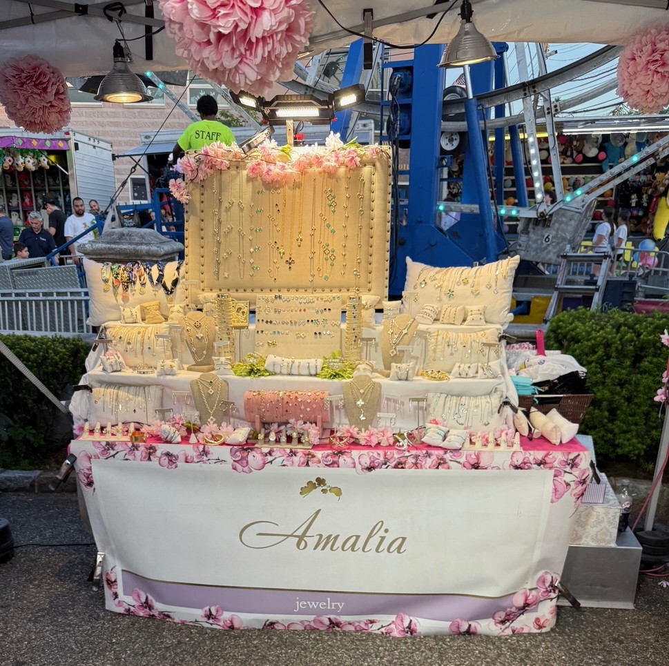 Vendor Amalia Bollanos” booth