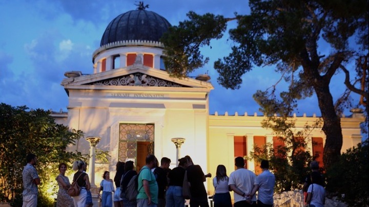 Κάτω από τα αστέρια: Βραδιές κοινού στο Εθνικό Αστεροσκοπείο Αθηνών Κάτω από τα αστέρια: Βραδιές κοινού στο Εθνικό Αστεροσκοπείο Αθηνών