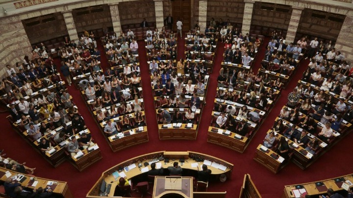 Τριάντα χρόνια «Βουλή των Εφήβων» – Η Τεχνητή Νοημοσύνη στο επίκεντρο του κοινοβουλευτικού διαλόγου – Ν. Κακλαμάνης: «Καμιά μηχανή δε θα μπορέσει να αφαιρέσει τα βαθιά ανθρώπινα συναισθήματα» «Βουλή των Εφήβων» - Η Τεχνητή Νοημοσύνη στο επίκεντρο