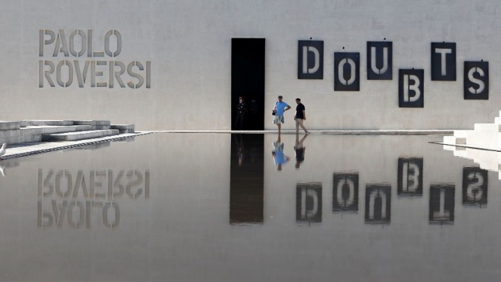 Life: «Doubts»: Έκθεση αφιερωμένη στο έργο του Πάολο Ροβέρσι και την επιρροή του στη φωτογραφία μόδας Έκθεση αφιερωμένη στο έργο του Πάολο Ροβέρσι