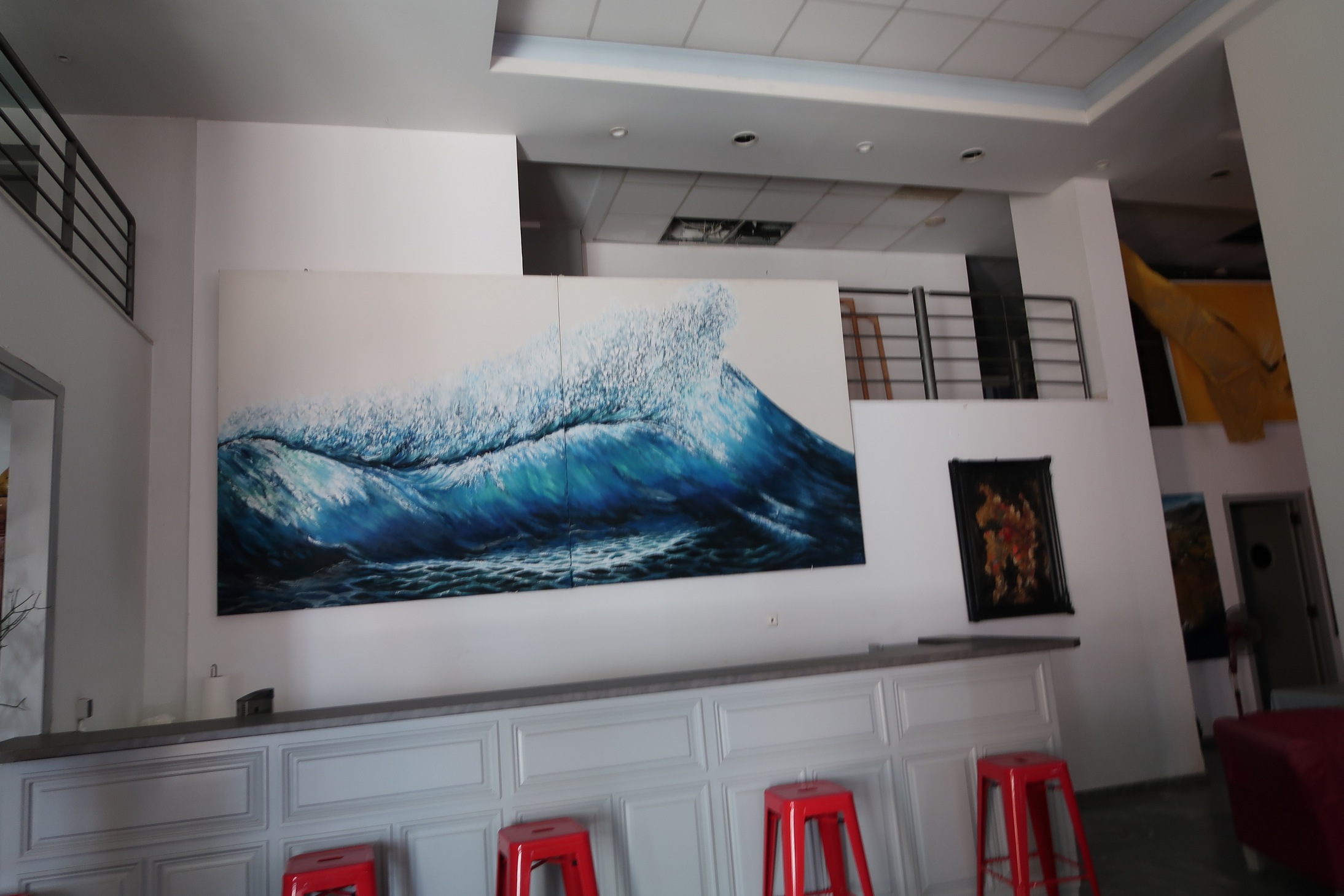 Turbulent sea painting, Oceanis Hotel