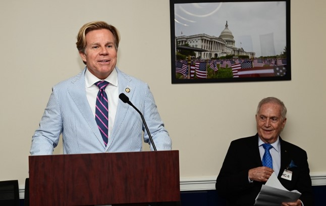 Rep. Haridopolos addresses the group