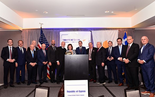 Father Alex Karloutsos and his wife Xanthi Karloutsos with Hellenic Leaders